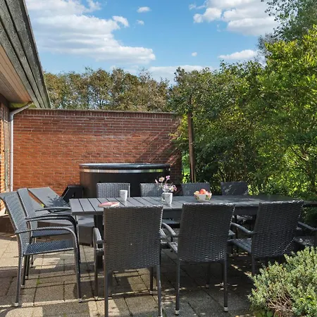 Beautiful In Nykobing M With Wifi Casa vacanze